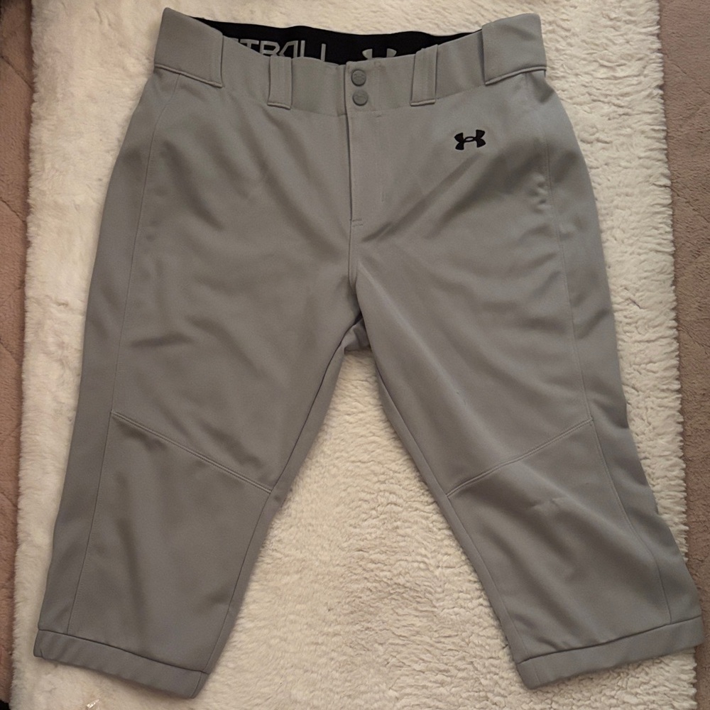 Under Armour Light Gray Athletic Pants